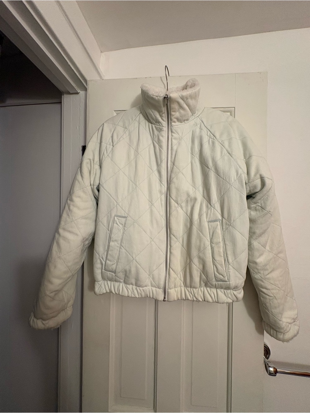 NWOT Bella Dahl Skye Reversible Quilted Bomber